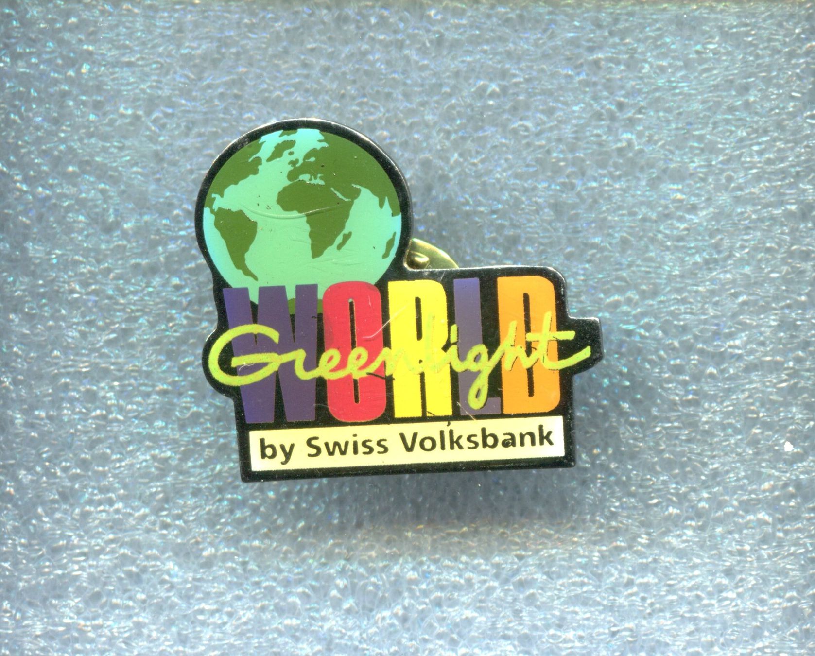 Placchette & Badge: VOLKSBANK  WORLD – Usato da Winterthur venduto da Sammleroase