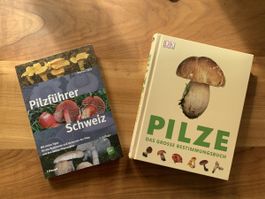 Pilzbestimmungsbücher, 2 Stück