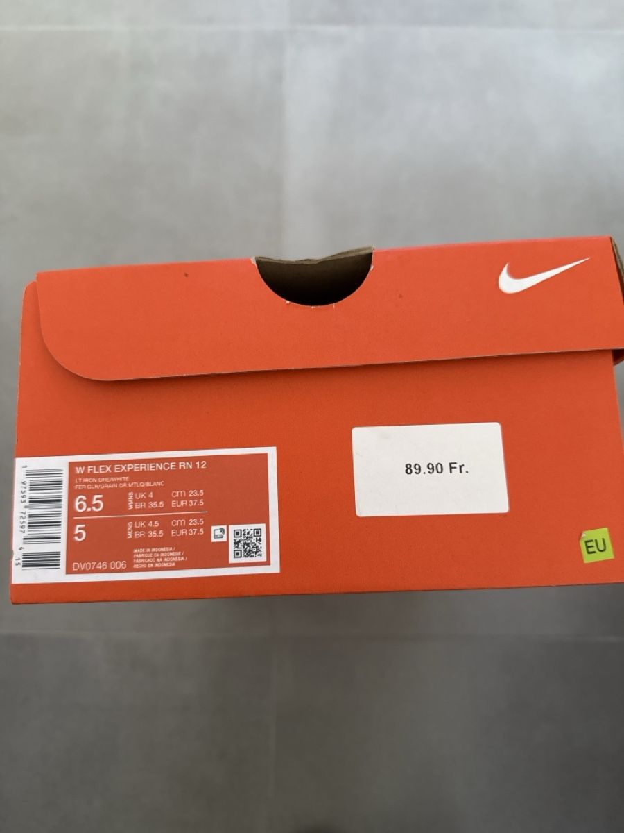 Nike Damenschuhe: Nike W Flex Experience RN 12 trainers EUR 37.5 – Neu und originalverpackt aus Lugano von MrVooDoo 1