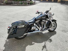 LePera Einzelsitz Harley Davidso Touring Road King Neuwertig