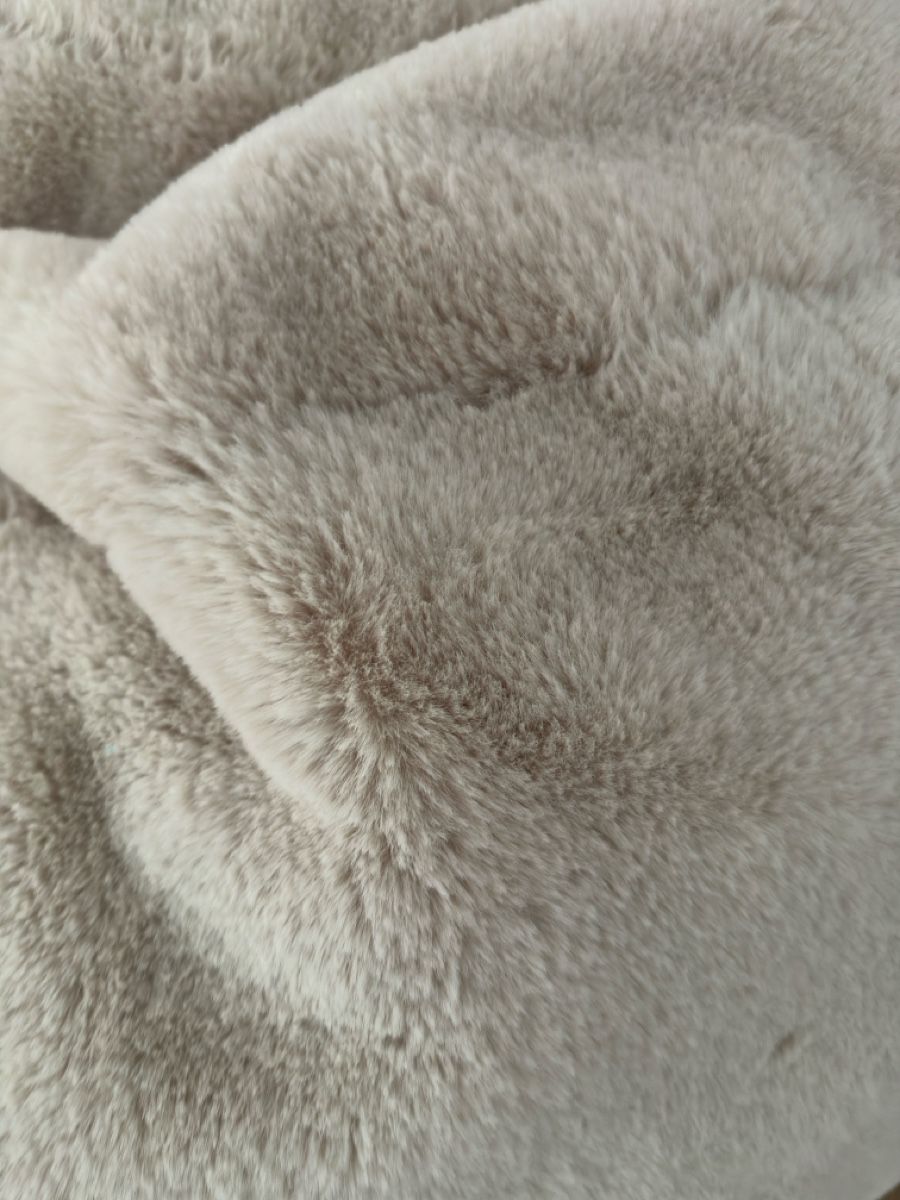 Vetsak Fauteuils: VETSAK Sitzsack Large - Typ: Fur, Farbe: Beige – D'occasion à Wohlen AG par Schnubi91 2