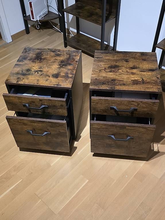 Eléments de bureau: 2x Vasagle Rollcontainer mit 2 Schubladen  – D'occasion à Schaffhausen par dan_h6hm 3