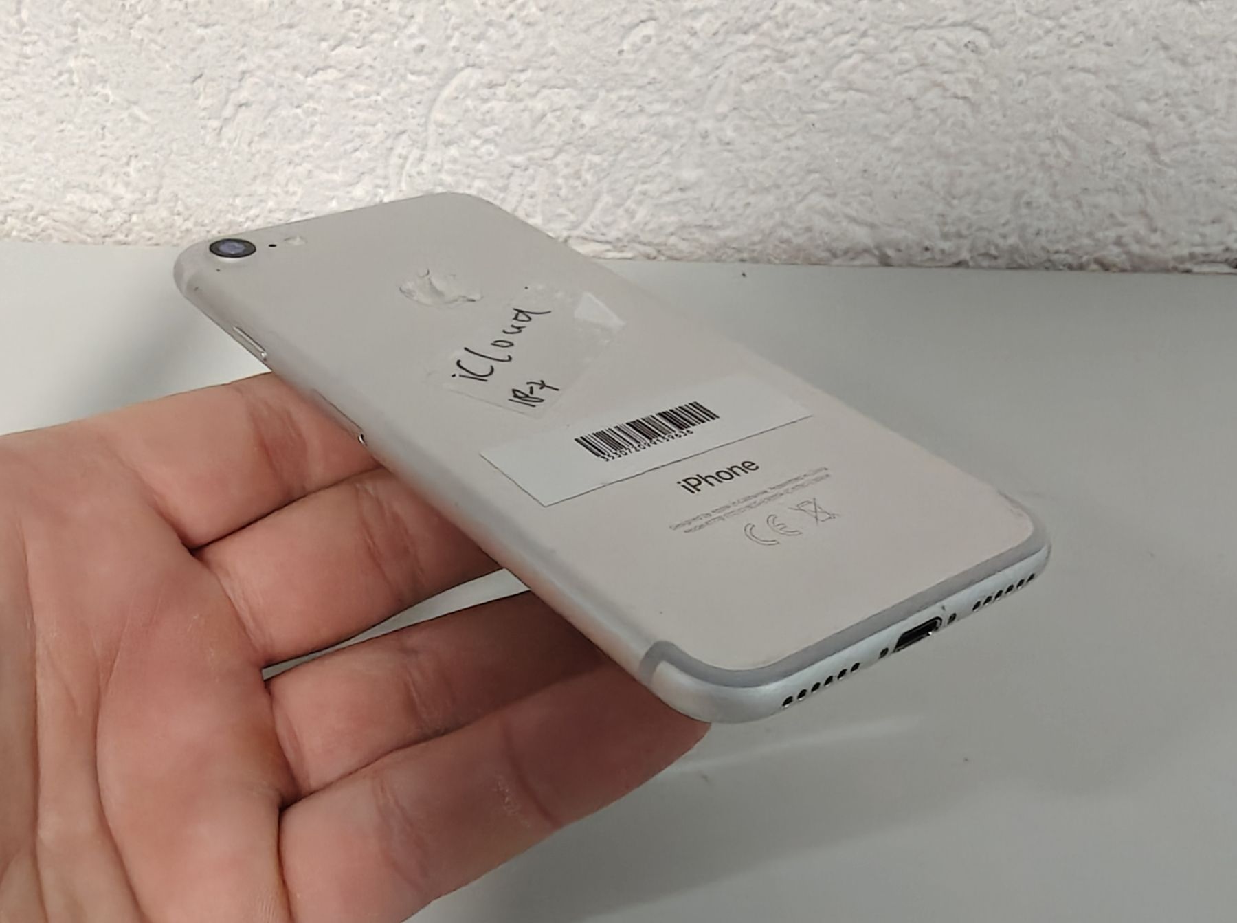Apple Telefoni cellulari / Smartphones: iPhone 7 Silber – Difettoso da Ehrendingen venduto da Rocky985 2