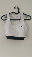 Nike Sport BH Dri-Fit weiss Grösse M guter Zustand