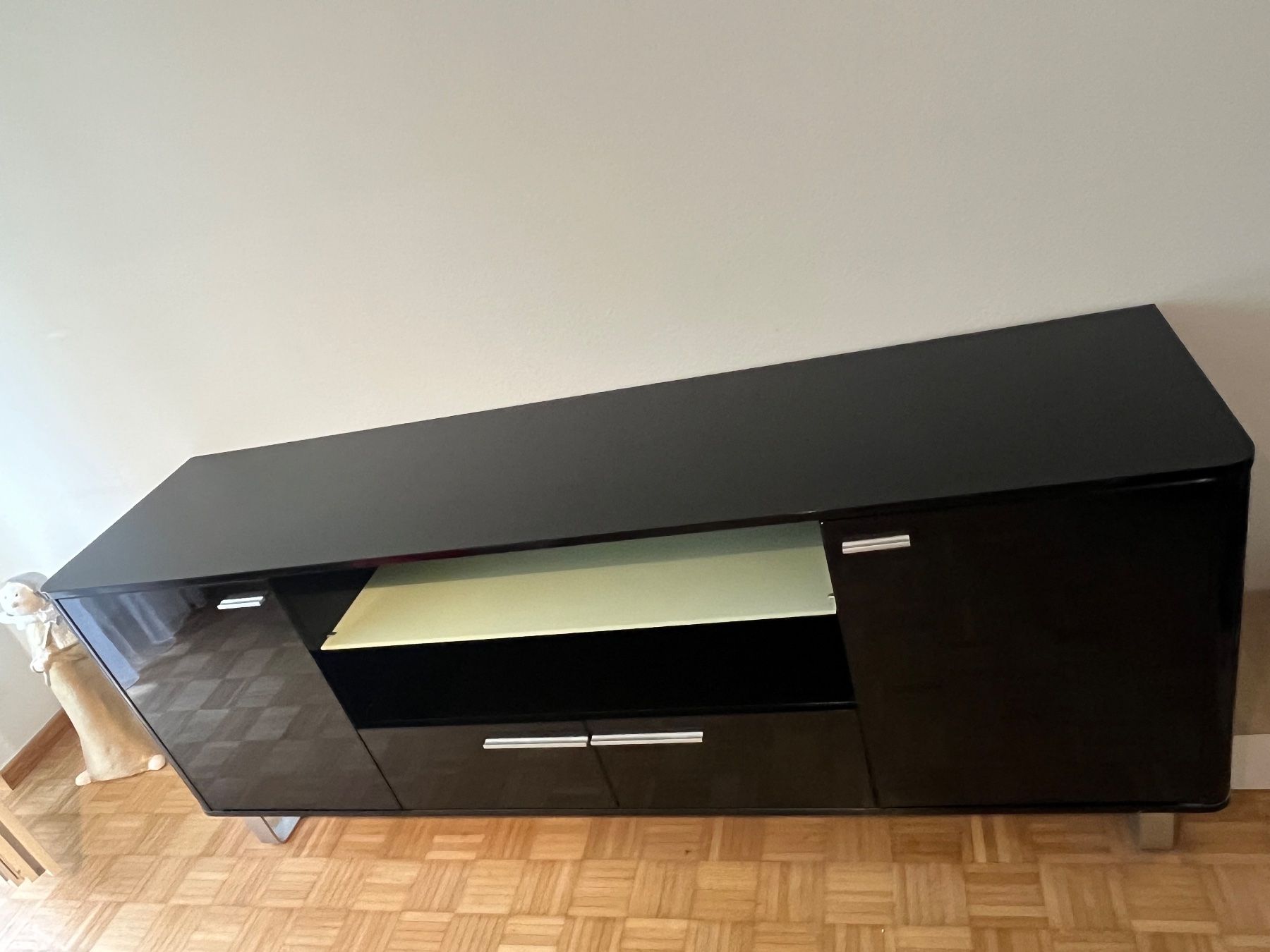 Cassettiere: Side Board schwarz Hochglanz – Usato da Zürich venduto da Daen1515 1
