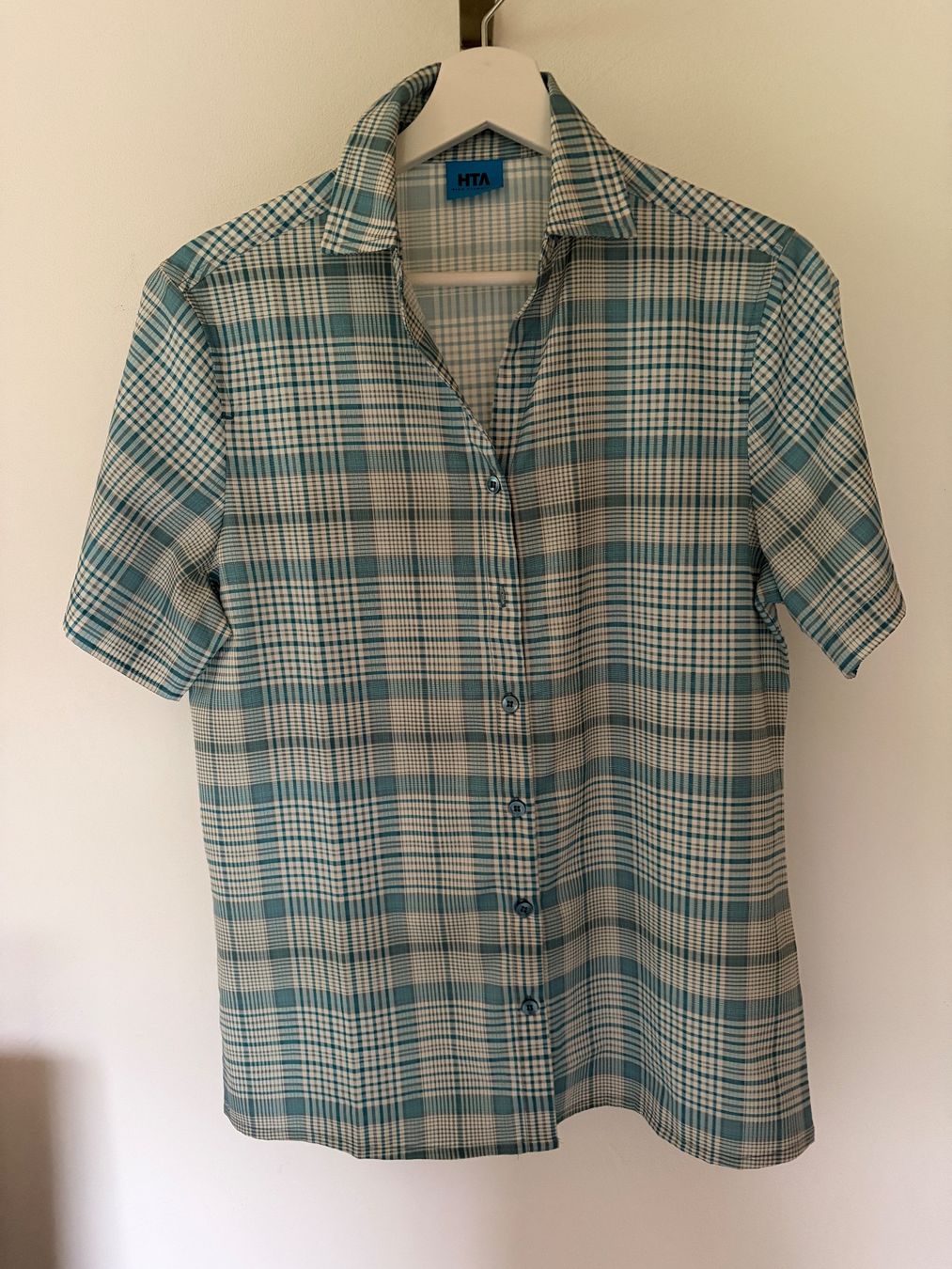 Blusen: Wanderbluse – Neu (gemäss Beschreibung) aus Nesslau von Schneitli