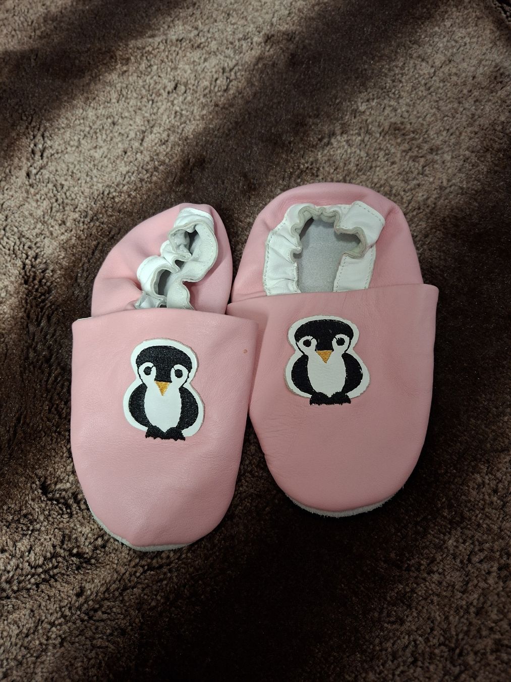 Schuhe für Mädchen: Gr 27 Echt Lederfinken Rosa mit Pingu – Gebraucht aus Reiden von eneiba 1
