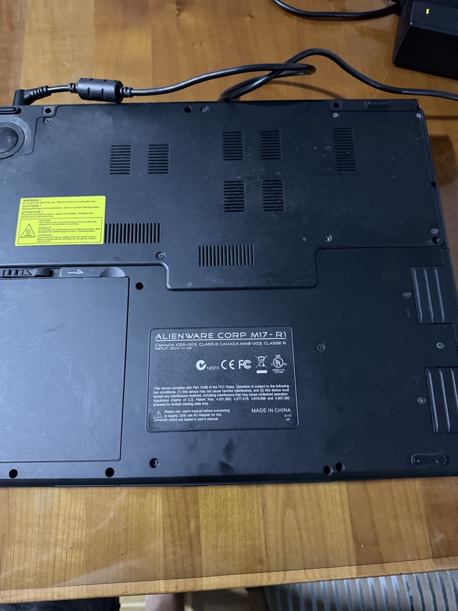 Alienware Notebooks: Alienware X17 R1 – Gebraucht aus Zürich von semi16 5