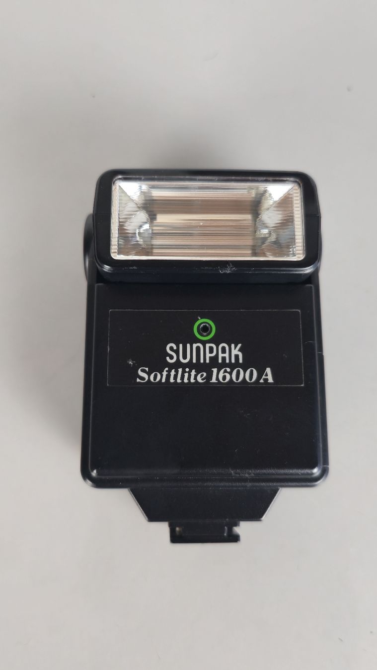 Flash: Sunpak Softlite 1600A Blitzgerät – Usato da Arbon venduto da Evathefirst