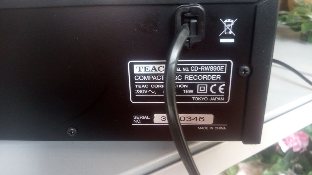 Teac Multimediaplayer & Streamer: TEAC CD-RW890E CD-Recorder: Super Zustand, Top Klang! – Gebraucht aus Belp von Guadalupe84 3