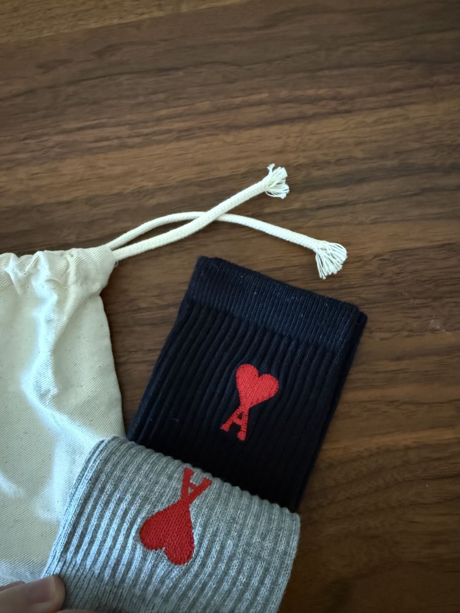 Chaussettes: Ami Paris Socken – Neuf avec emballage d'origine à Bülach par Epicst0re 1