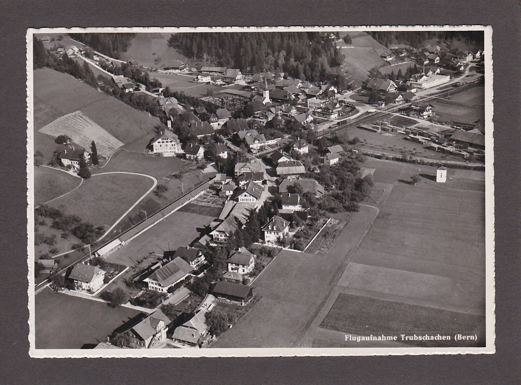 Cartoline postali: TRUBSCHACHEN, Flugaufnahme 1955 – Usato da Reiden venduto da cinfis