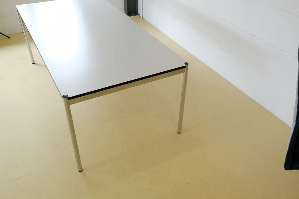 USM Tavoli: USM Tisch gross, Lieferung möglich – Usato da Meinisberg venduto da atelier_TILIJA 3