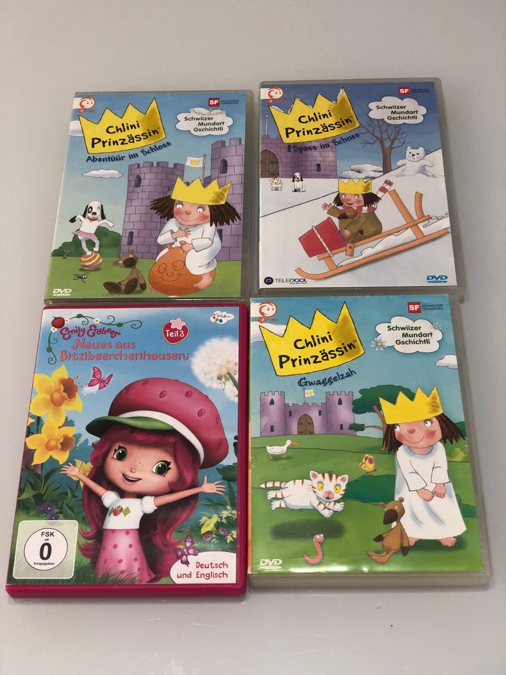 Tutti i DVDs: 4 Kinder-DVD's – Usato da Röschenz venduto da Tashroal