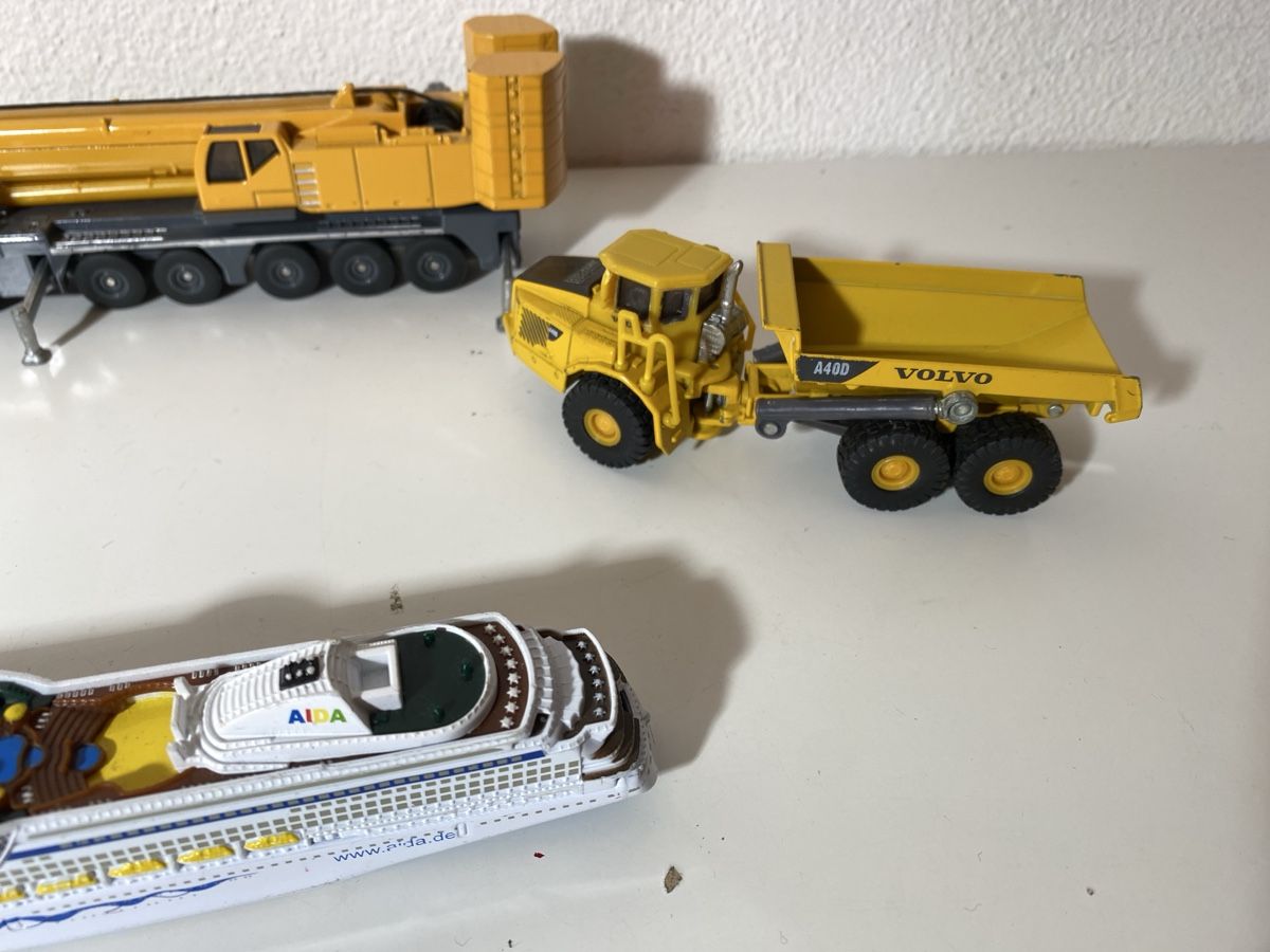 Siku Kit di modellismo & Modellini statici: Siku Baufahrzeuge & Schiff – Usato da Winterthur venduto da ben_9vxx 7