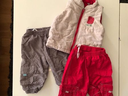 NEU Gilet + 2 Hosen Grösse 62/68