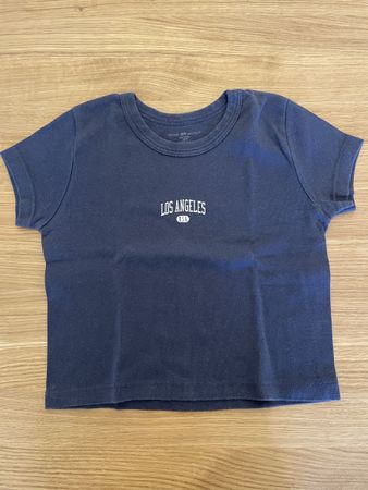Kleider-Paket 5 Oberteile 1 Hose 2 Schals