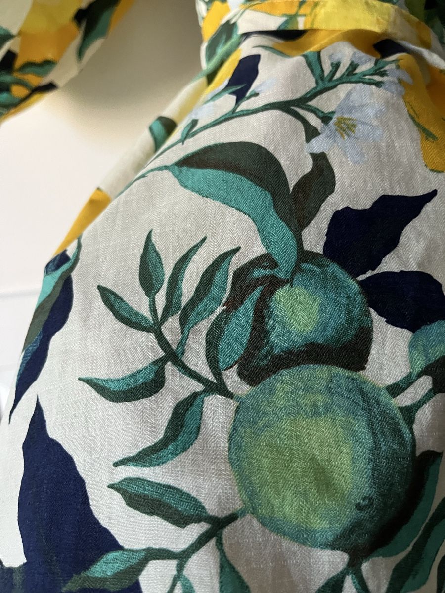 H&M Kleider: 100% Baumwolle Kleid mit Blumenmuster – Neu und originalverpackt aus Allschwil von eyl_bb8q 4