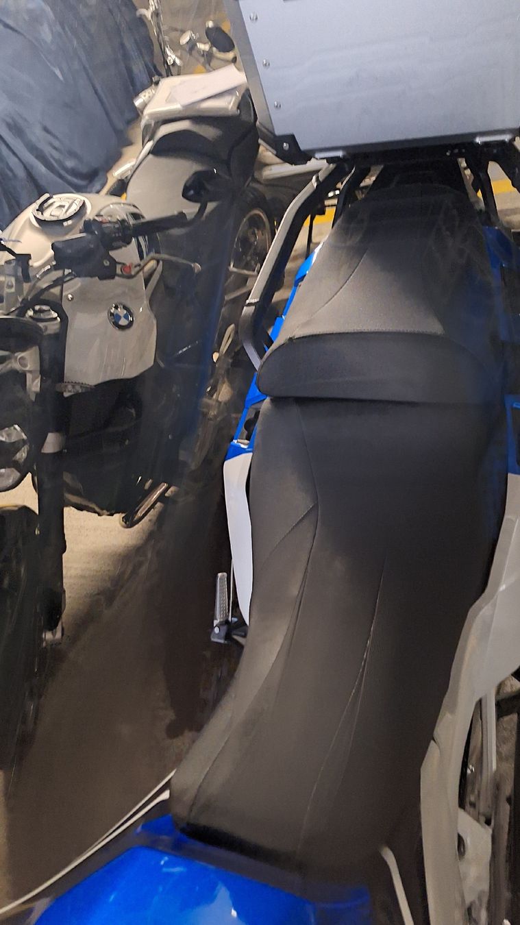 Honda Enduro: Neuwertige Afrika Twin – Nuovo (secondo la descrizione) da Sisseln AG venduto da Wmu 3