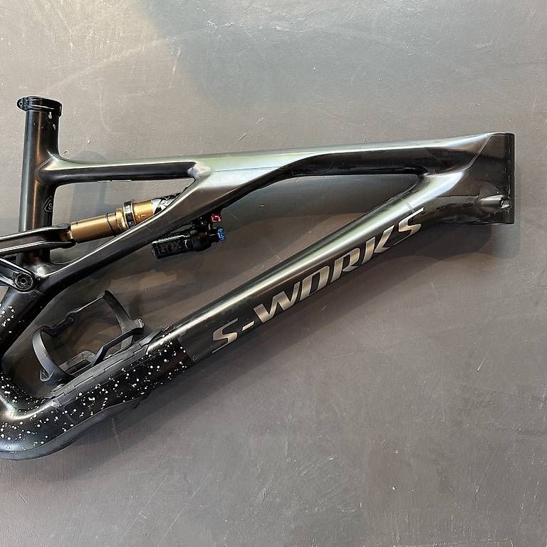 Vélos: Specialized S-Works Stumpjumper EVO 2023 – D'occasion à Oron-la-ville par Kil20 1