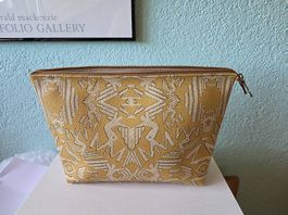 Neue Maison Mollerus Clutch/Necessaire Maze