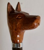 Spazierstock mit Hundekopf