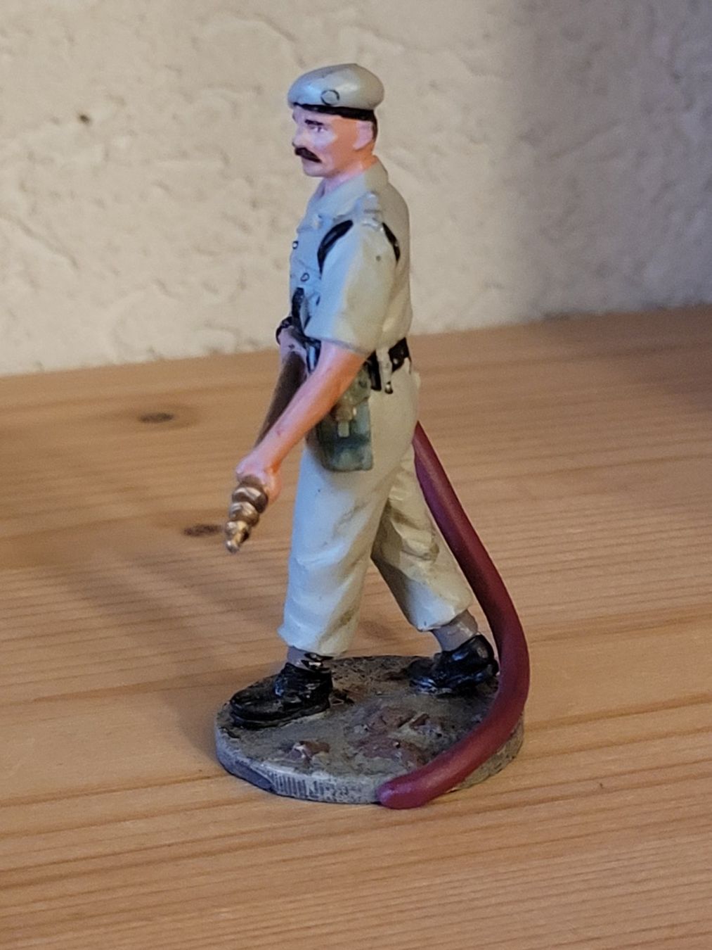 Statuette: Figurine Del Prado Collection - Pompier Delhi 2003 Inde – Usato da Payerne venduto da tintin08 1