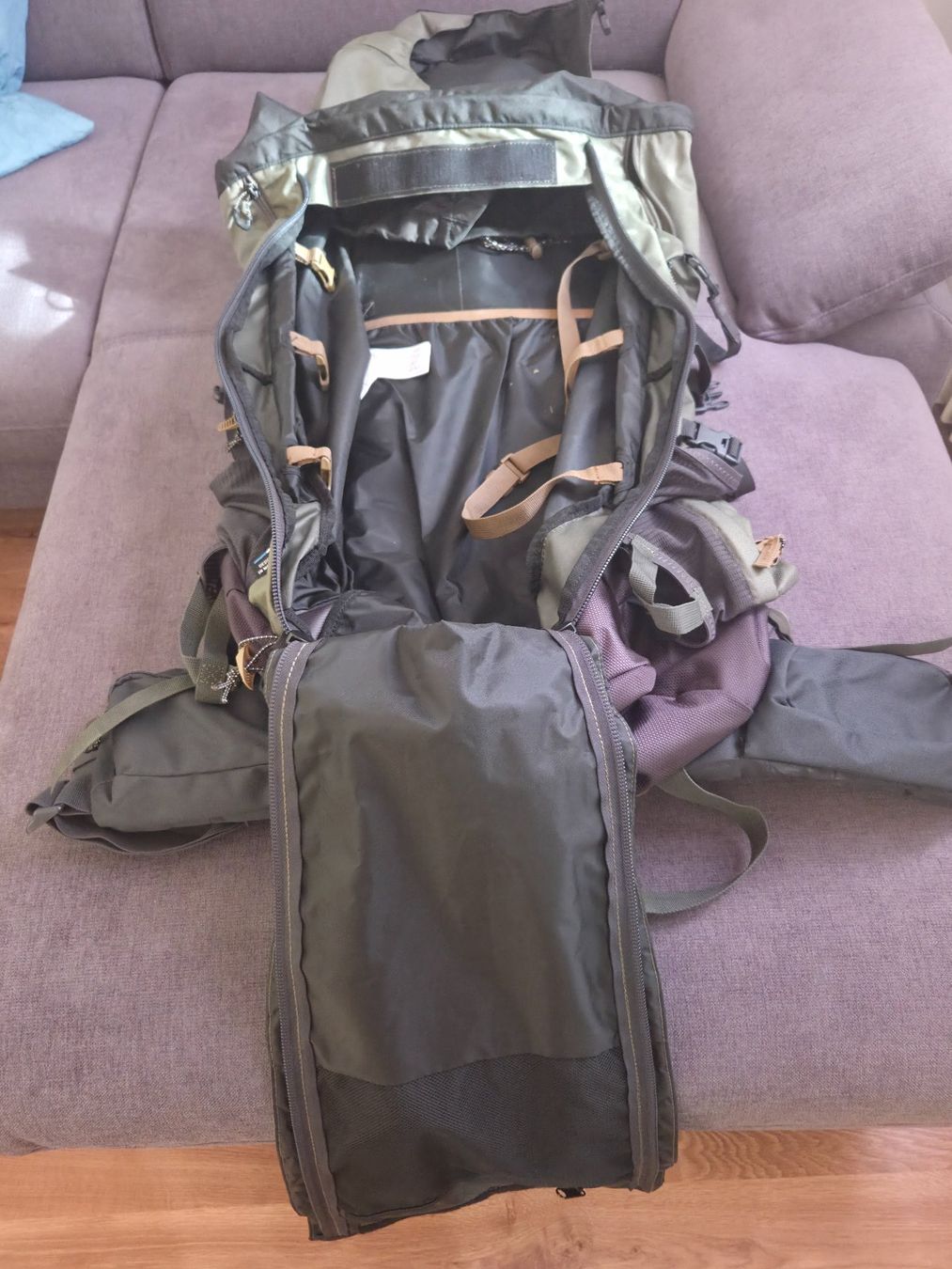 Zaini: Trekkingrucksack Forclaz 100lt. – Usato da Agarn venduto da loetsnic 7