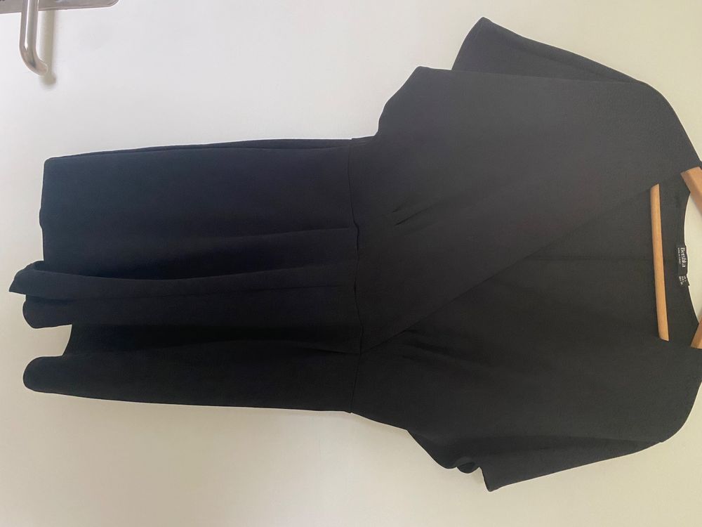 eleganter Jumpsuit kurz Kaufen auf Ricardo