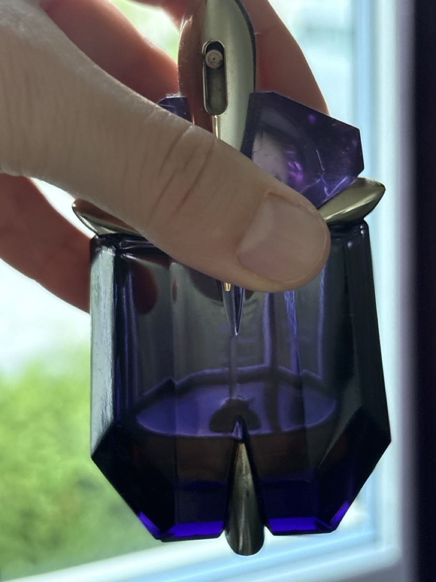 Mugler Profumi & Eau de Toilette: Mugler Alien Parfum - 1/3 noch vorhanden – Usato da Kriens venduto da aloha19 1