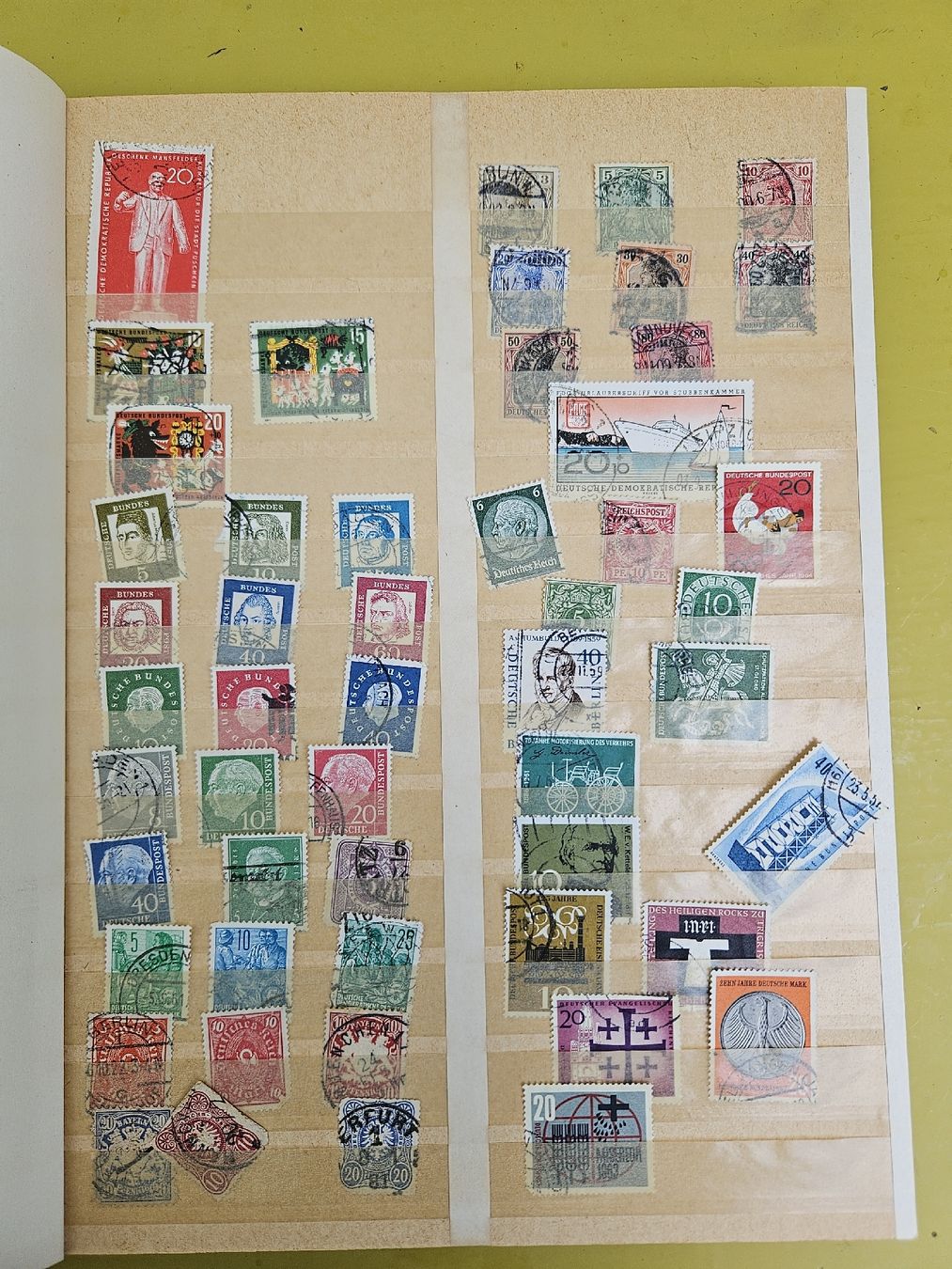 Tutti i francobolli: Collection de timbres du monde entier – Usato da Biel/Bienne venduto da echinops 1