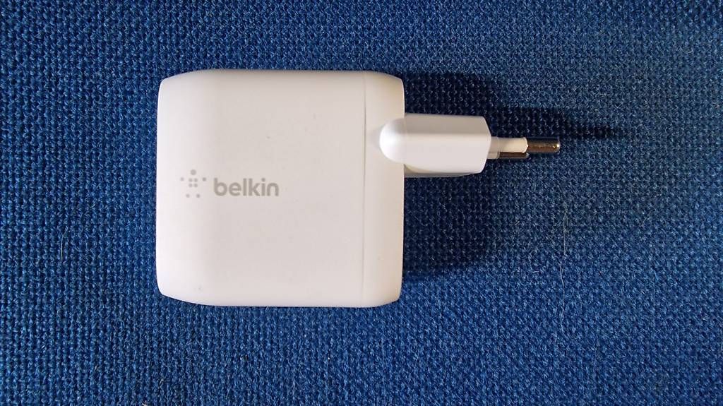 Belkin Caricabatterie: Belkin Boost Charge/Ladegerät – Usato da Blumenstein venduto da olka007