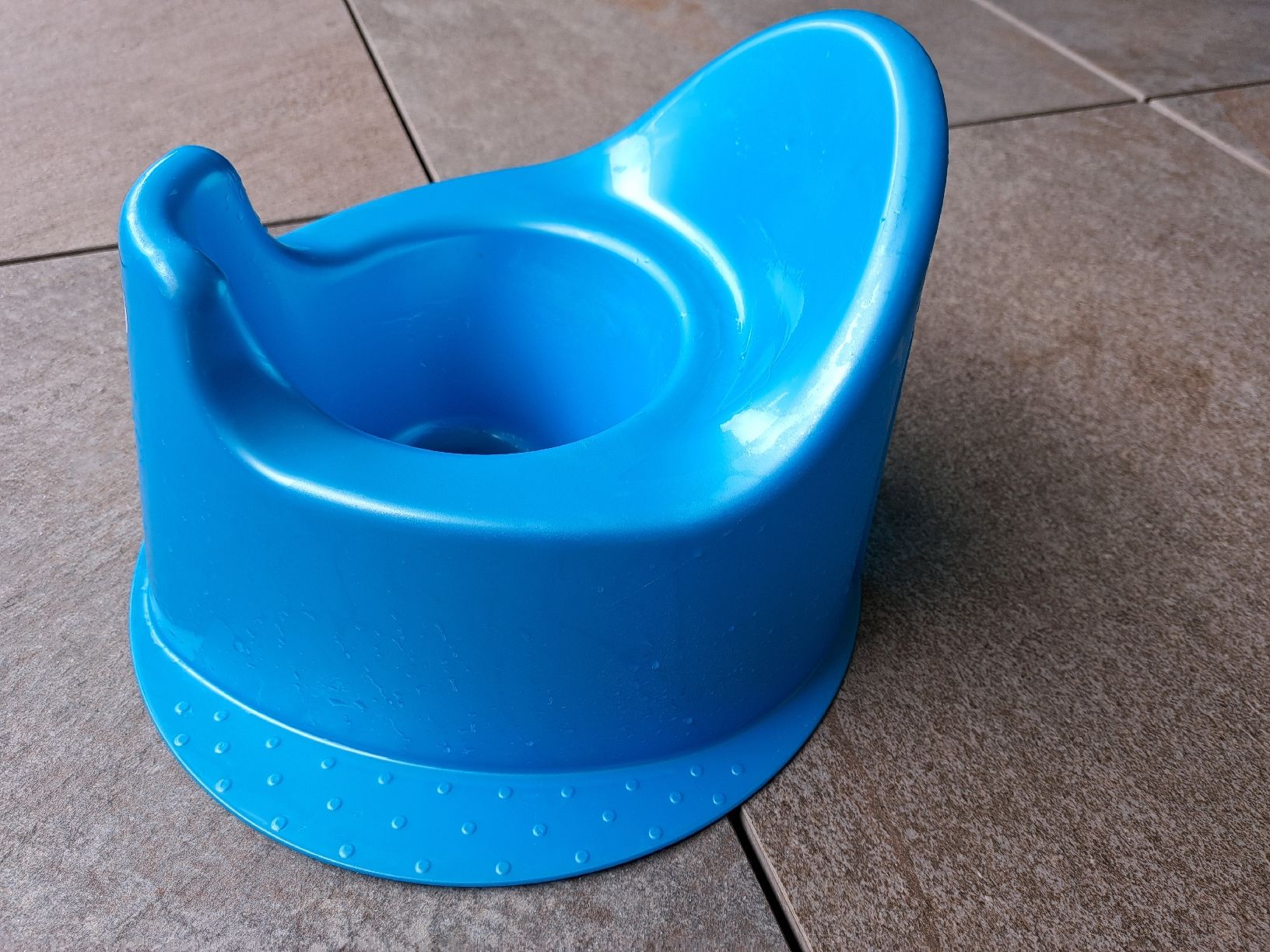 Rotho WC: Rotho Töpfchen Häfeli – Gebraucht aus Bergdietikon von Staphylococcus 2