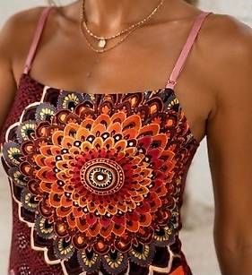 Robes: Vends robe à bretelles imprimé Mandala – D'occasion à Crans VS par cei_qws7 4