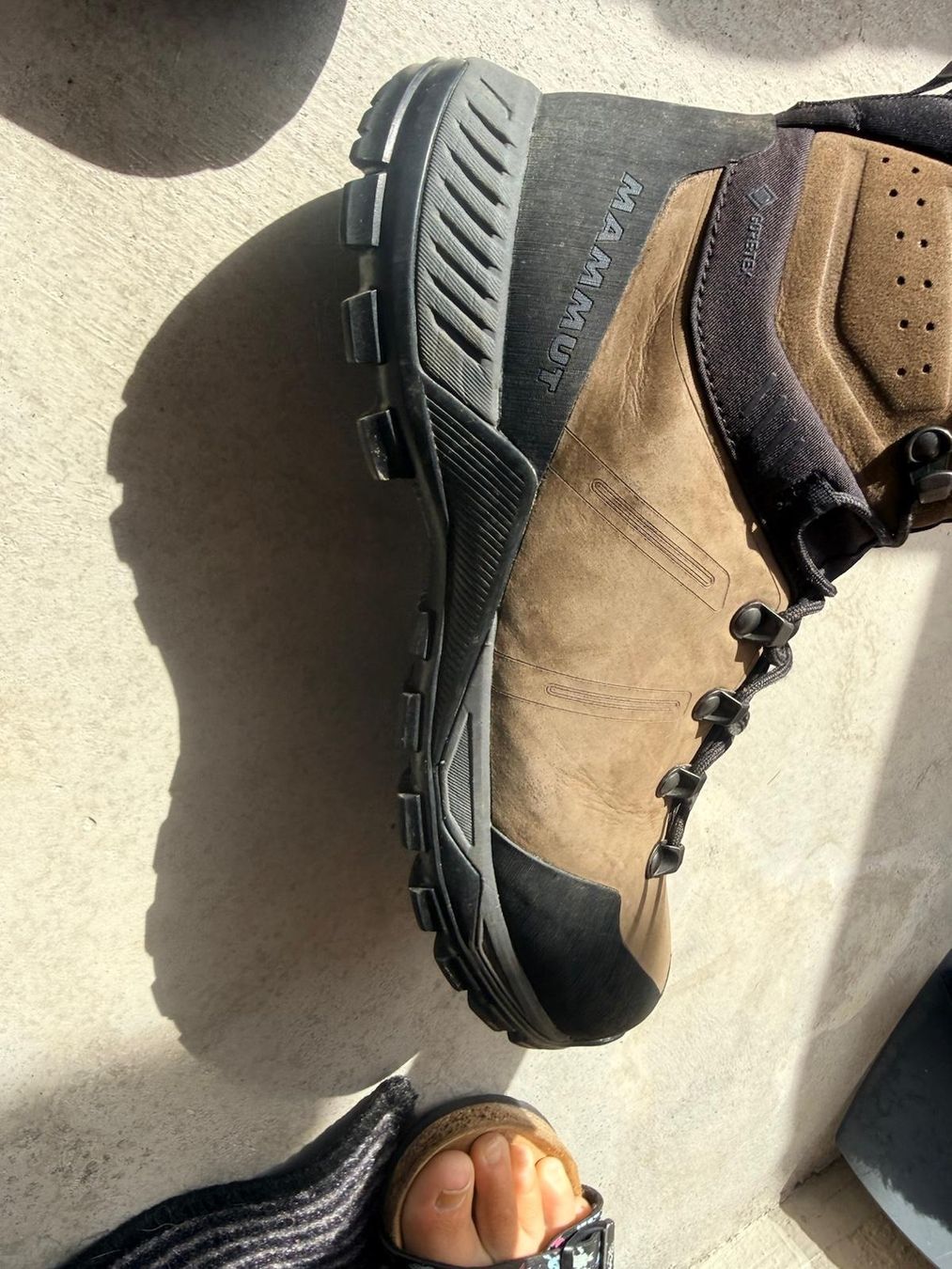 Mammut Herrenschuhe: Mammut Wanderschuhe Grösse 42  – Neu (gemäss Beschreibung) aus Wil SG von Peachy