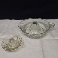 Versand möglich! Alte Zitronenpressen aus Glas