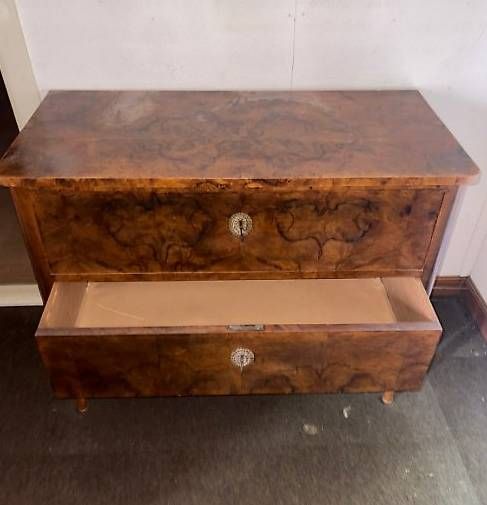 Cassettiere: Commode 2 tiroirs en placage de loupe – Usato da Préverenges venduto da que_vq6t 1