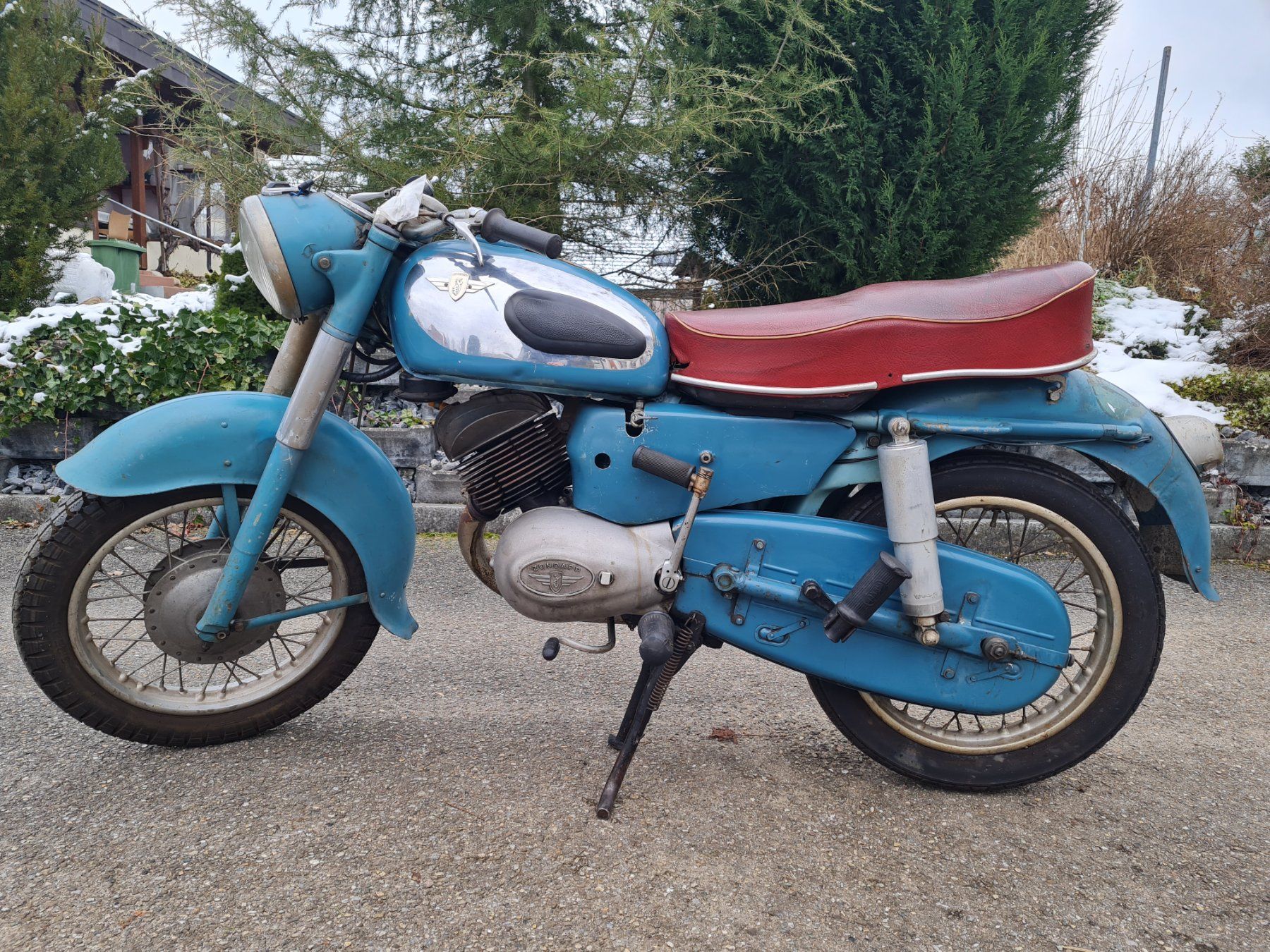 Zündapp Strada: Zündapp 250 S Trophy Bj59 CH Papiere Oldtimer Scheunenfund – Usato da Wynau venduto da Bastel87 1
