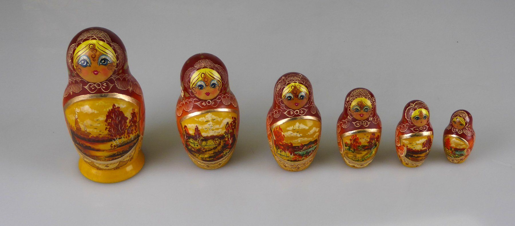 Statuette: Matrjoschka Puppen 12 teilig – Usato da Volketswil venduto da brockipfannenstil 1