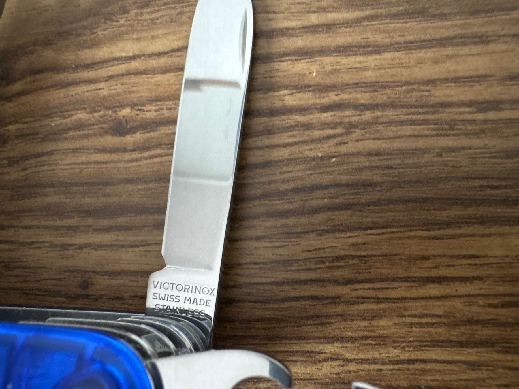 Victorinox Coltelli tascabile: VICTORINOX - Cyber Tool M blue trans - Sackmesser – Usato da Andwil SG venduto da Rainboli 3