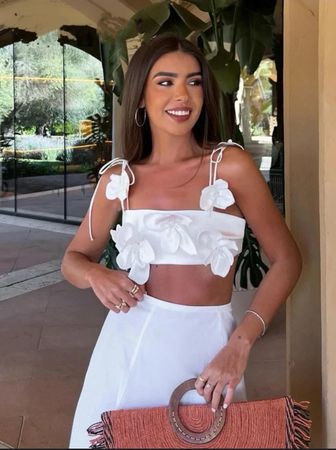 KURZES SHIRT / TOP MIT BLUMEN wie Zara