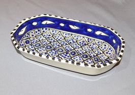 Tiefe orientalische Schale aus Keramik