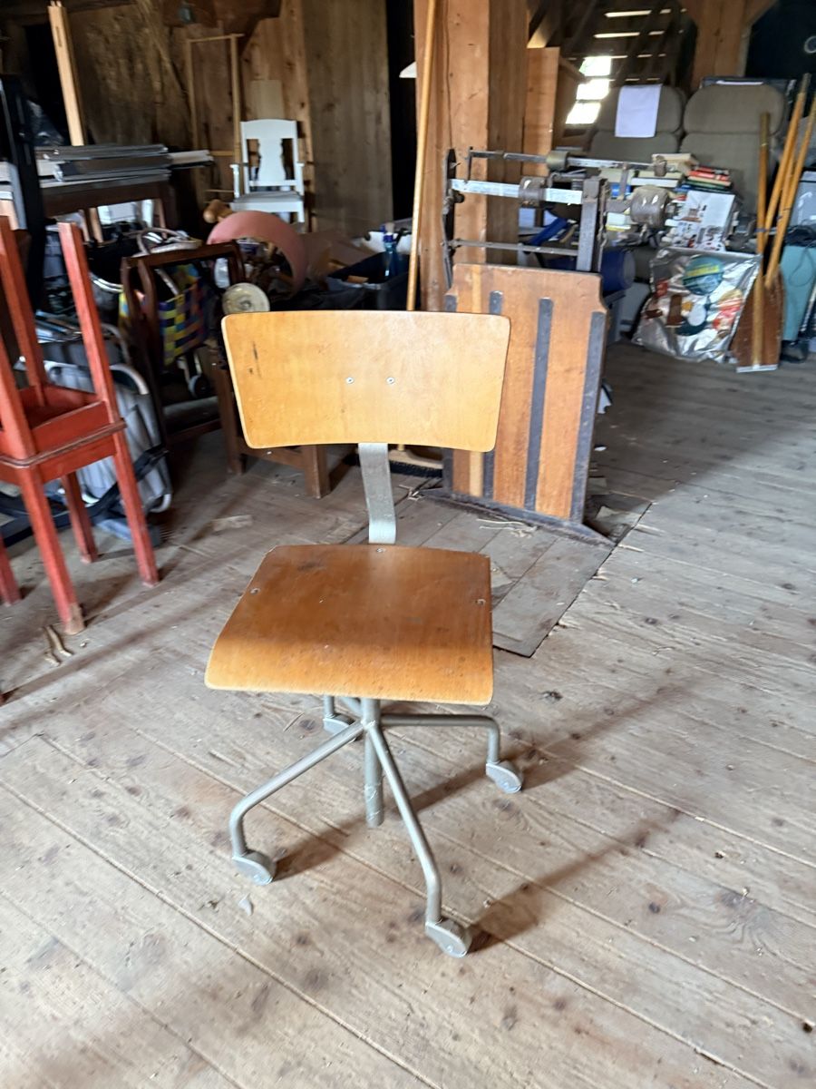 Sedie: Vintage Bürostuhl – Usato da Solothurn venduto da NUVICO