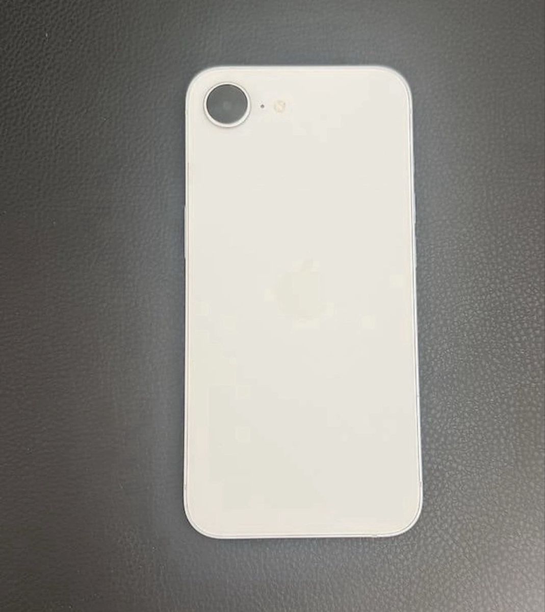 Apple Portables: Apple Geräte Ersatzteilspender – Défectueux à Allschwil par ant_wbx5 5