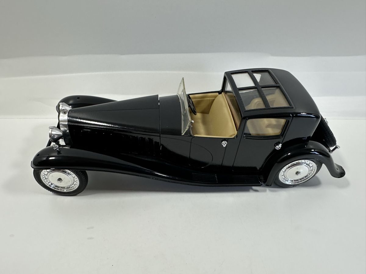 Solido Voitures modèles: 1930 Bugatti Royal Type 41 1:18, schwarz, SOLIDO  – D'occasion à Zofingen par rf9_x2xt 9