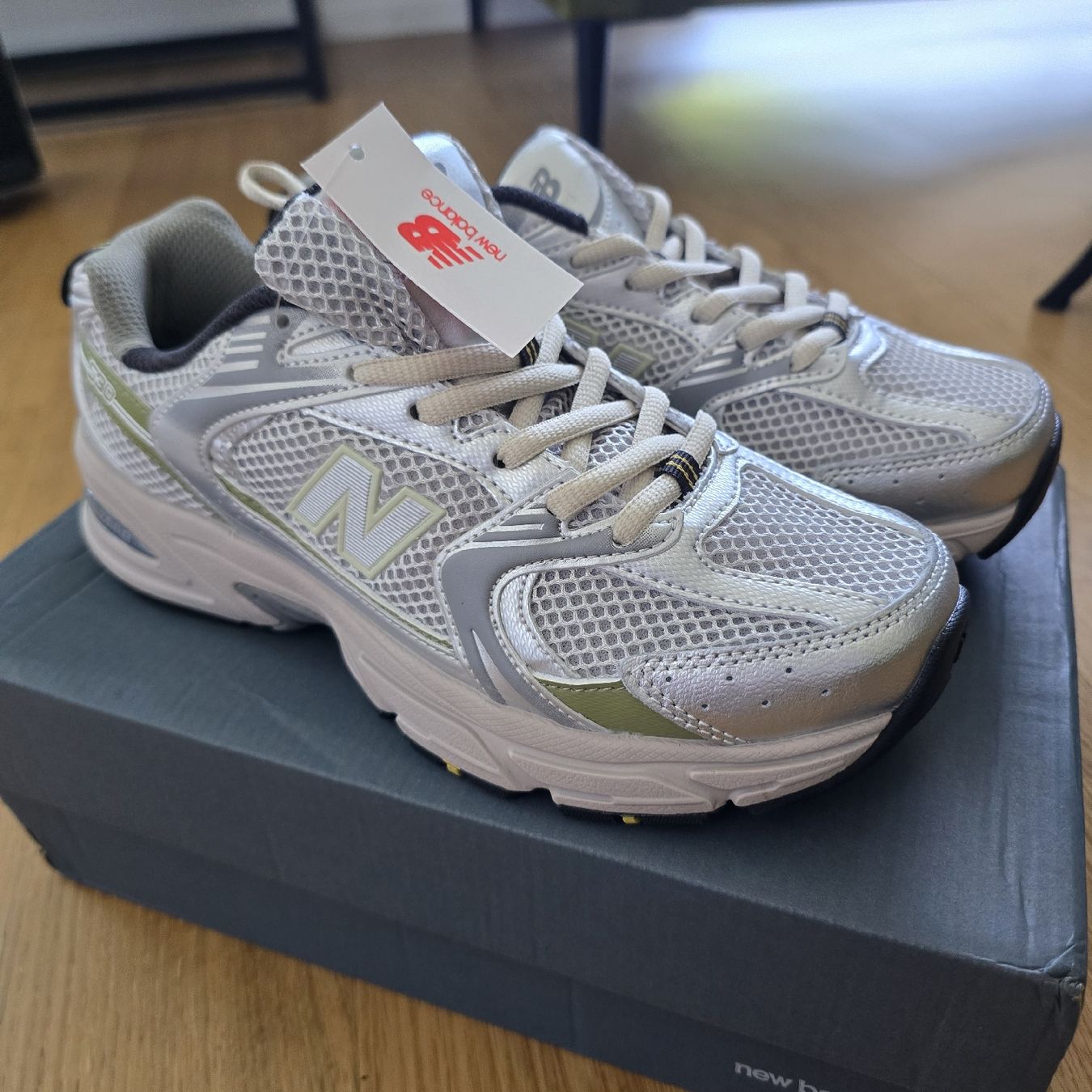 New Balance Chaussures femmes: New Balance 530 39 1/2 – Neuf avec emballage d'origine à Rothrist par bin_bf68