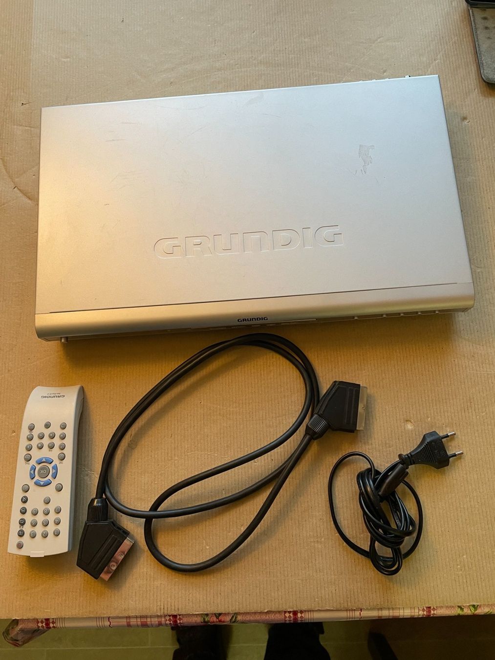 Alle DVDs: Grundig DVD – Gebraucht aus Pratteln von 66werni