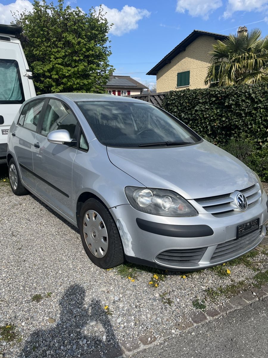 VW Autos: VW Golf Plus – D'occasion à Gerlafingen par dar_5pbj 4