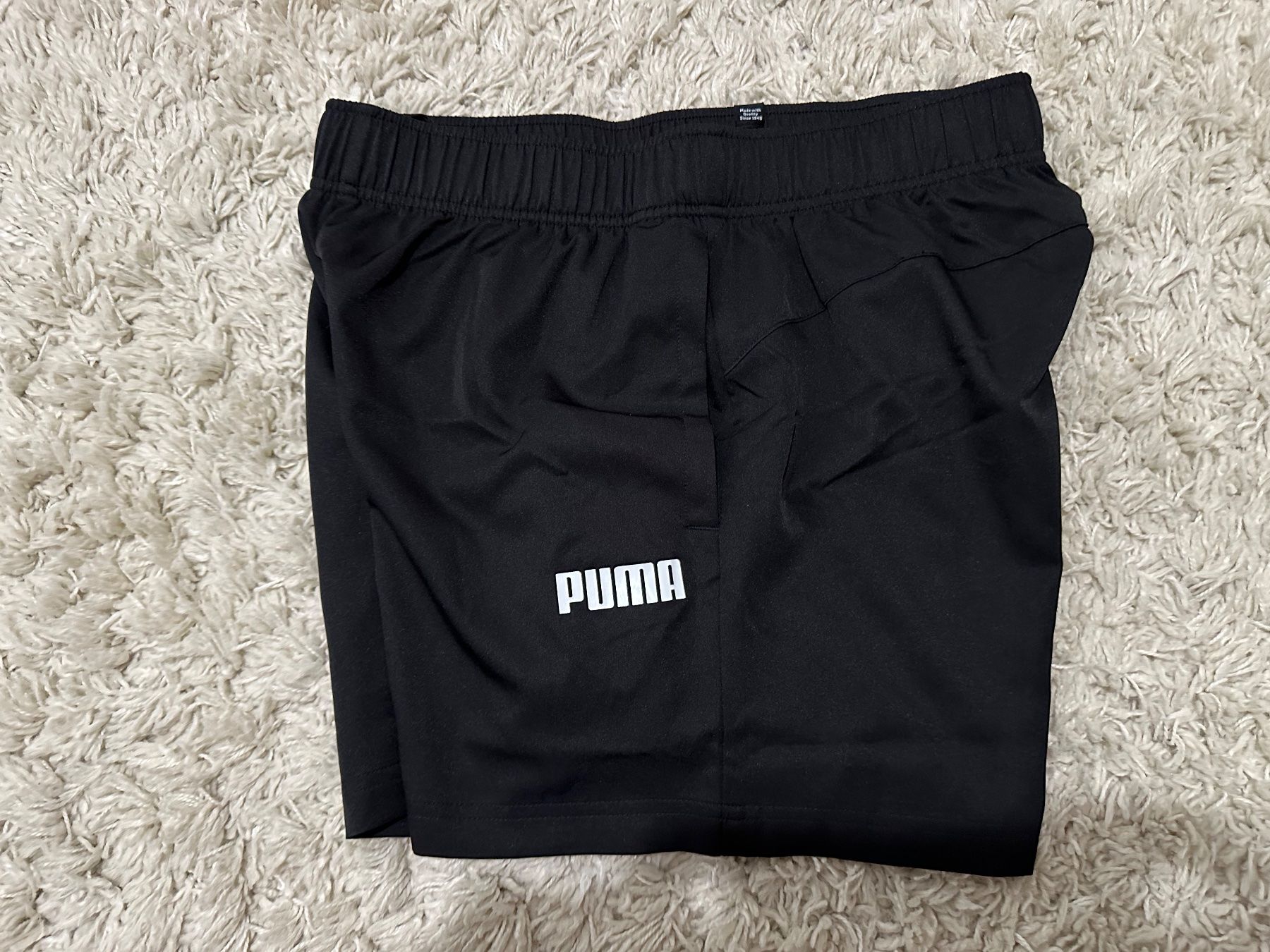 Puma Pantaloni: Neue Puma Shorts Gr.L – Nuovo e nell'imballaggio originale da Bern venduto da BrandVilla 2