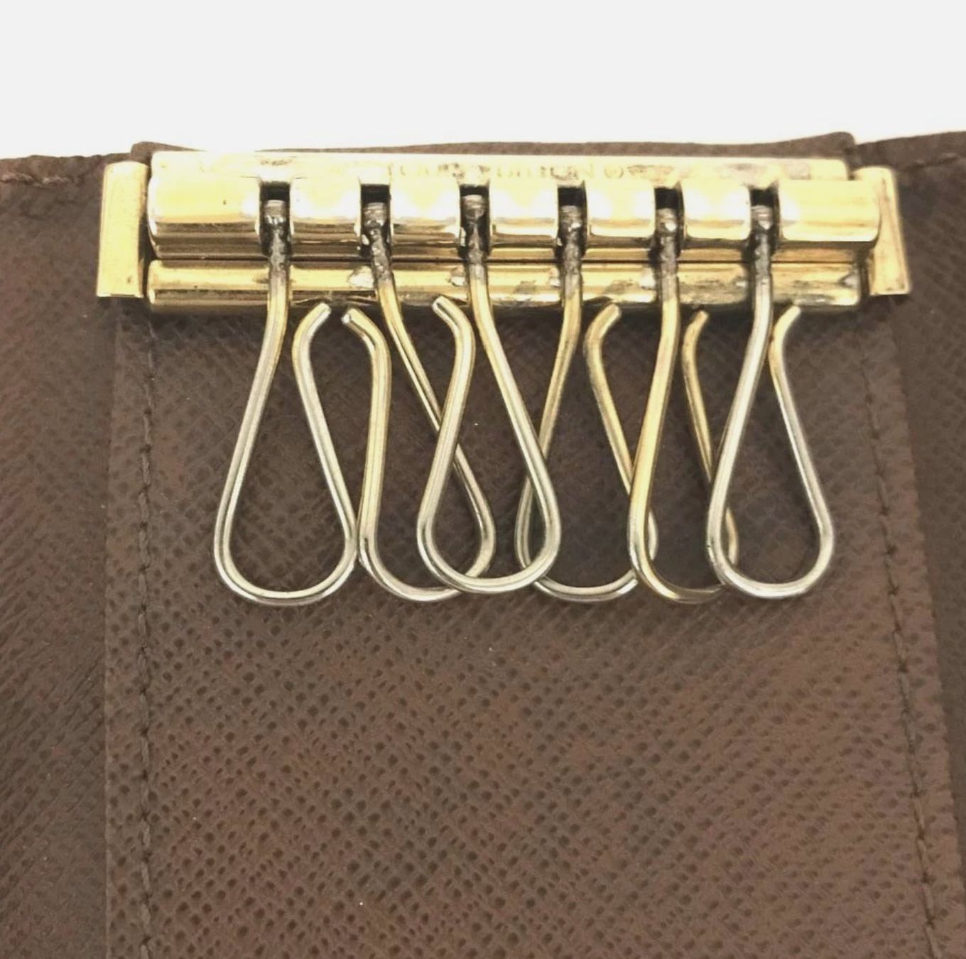 Louis Vuitton Portafogli: Louis Vuitton Monogram Multicles 6 Schlüsseletui – Usato da Kilchberg ZH venduto da mrmame 4